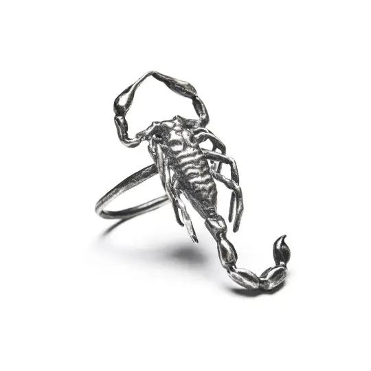 Selket: Small Scorpion ring