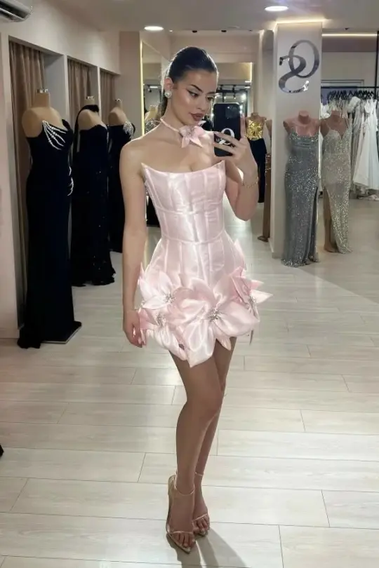 French Chic Blush Pink A-Line Strapless Applique Hem Bodycon Mini Dress Homecoming Dress RS221