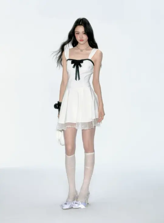Romantic Sweetheart Neckline Dress With Satin Bow And Lace Underskirt R9440