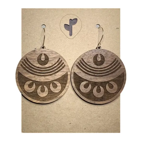 chimalli III / earrings / walnut