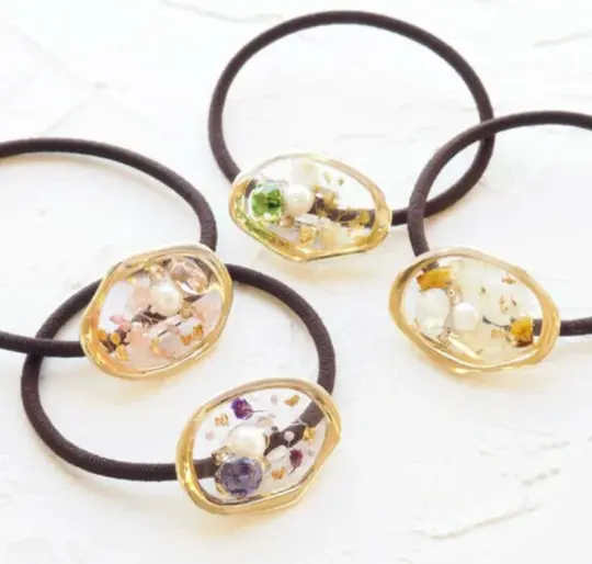 Birthday stone & dried flower hair band
