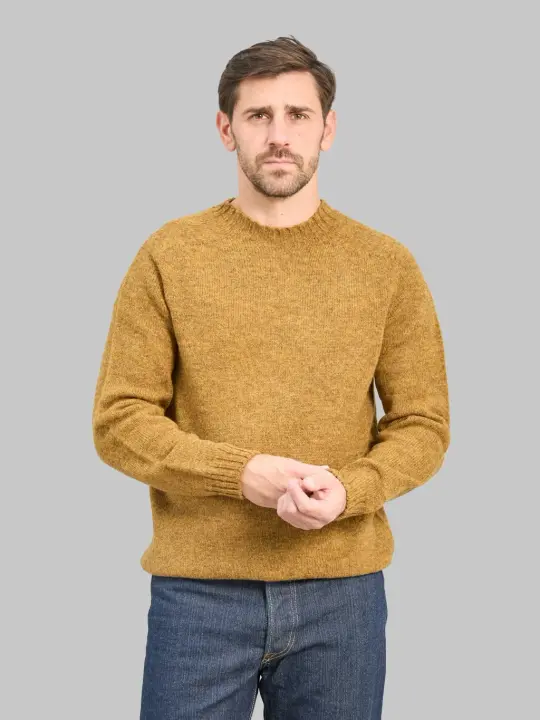 Mooncastle Shetland Wool Crewneck Pullover Gold