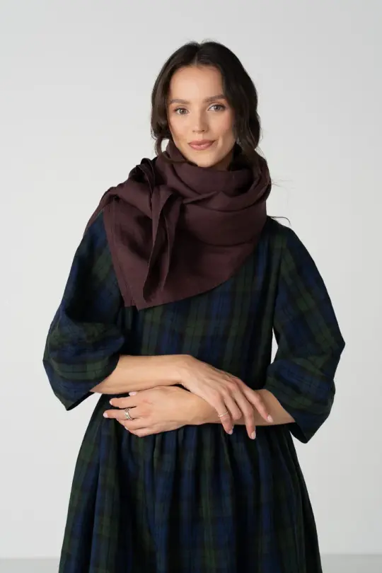 Palisandra – Linen Square Scarf