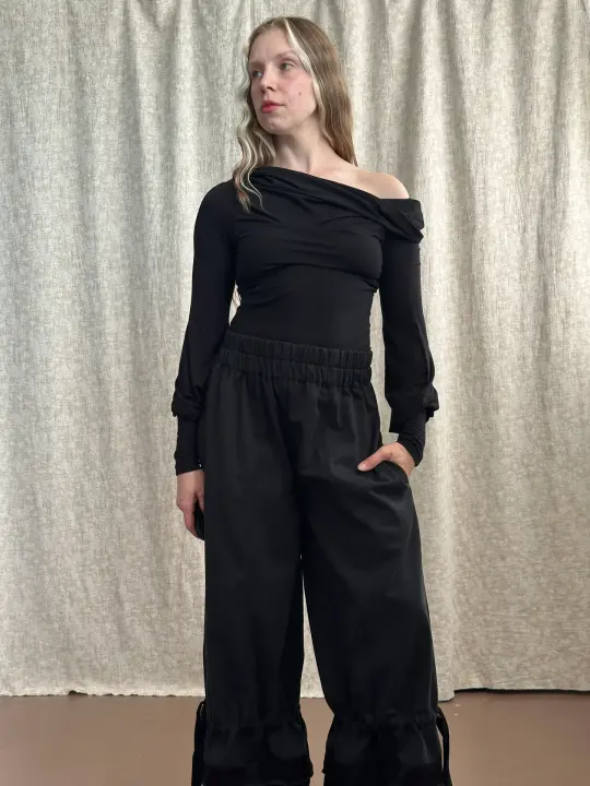 FW '26: "Undulate" Reversible Top w/ Hourglass Sleeve in Black (Pre-Order)