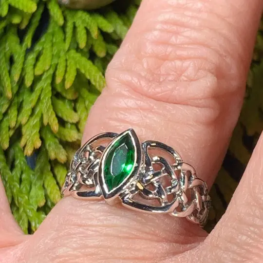 Emily Celtic Knot Ring