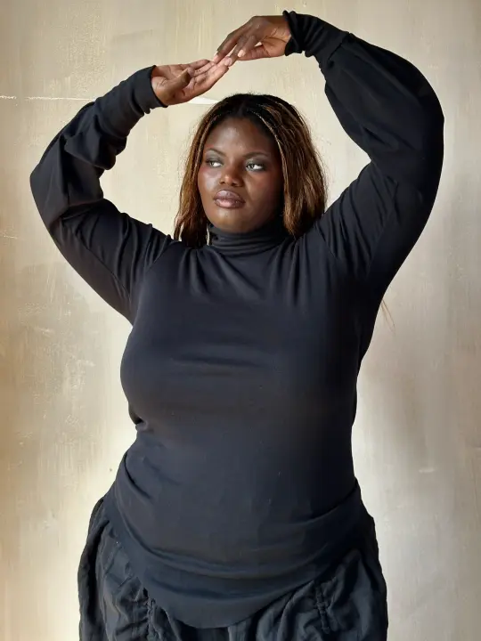 Hourglass Tunic in Black (In-Stock)