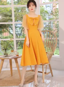 Elegant Yellow A-Line Square Neckline Satin Prom Dress with Bow-knot for women RS005