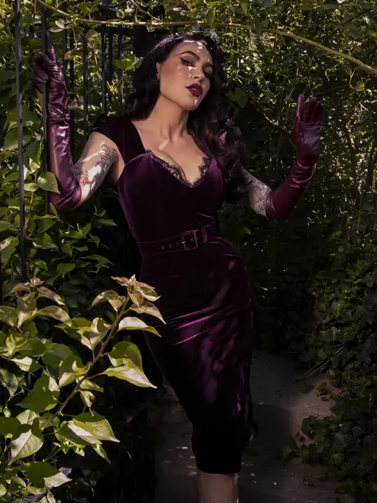 Baudelaire Wiggle Dress in Plum