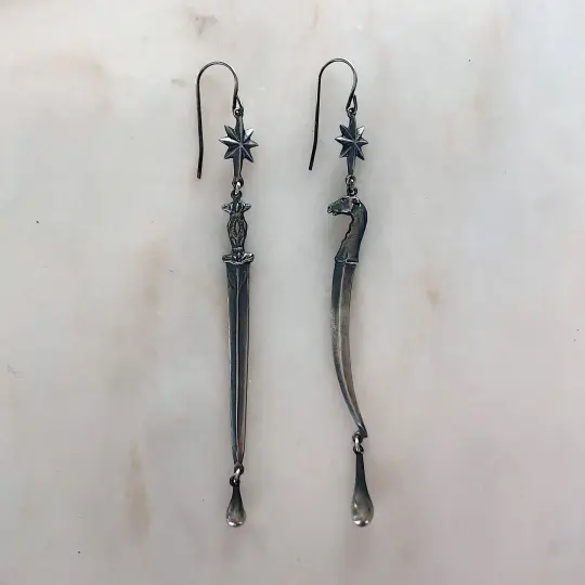 Midnight Ceremony // Earrings