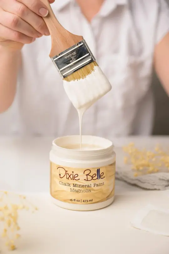 Dixie Belle - Magnolia Chalk Mineral Paint - Southern Roots Collection