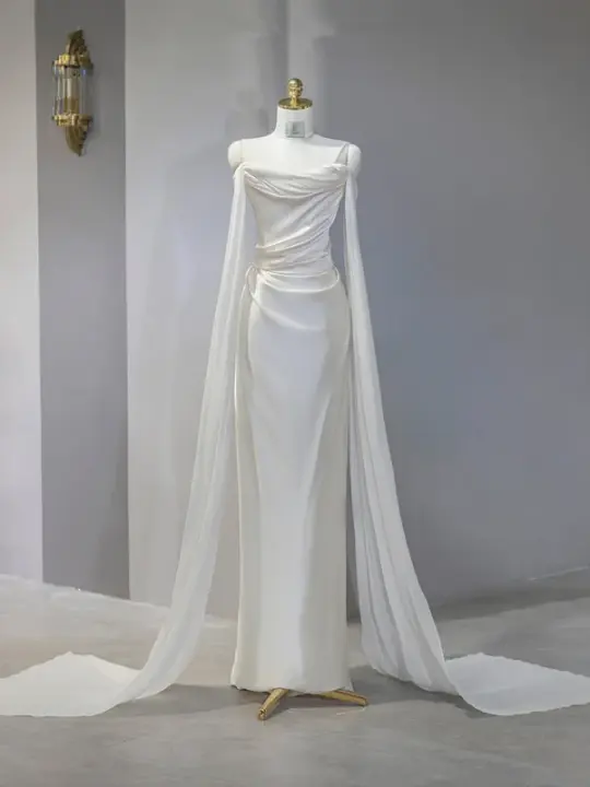 White strapless, fitted, sexy long ball gown/bridal dress R9040