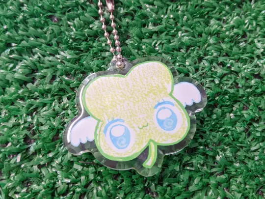heisei retro clover angel keychain