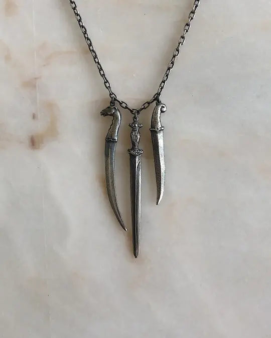 The Ceremony // Three Dagger Necklace