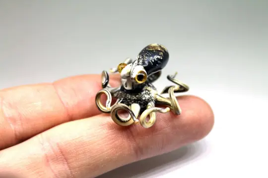 Black-Gold Handmade Black Glass Octopus Figurine Miniature Art Gift