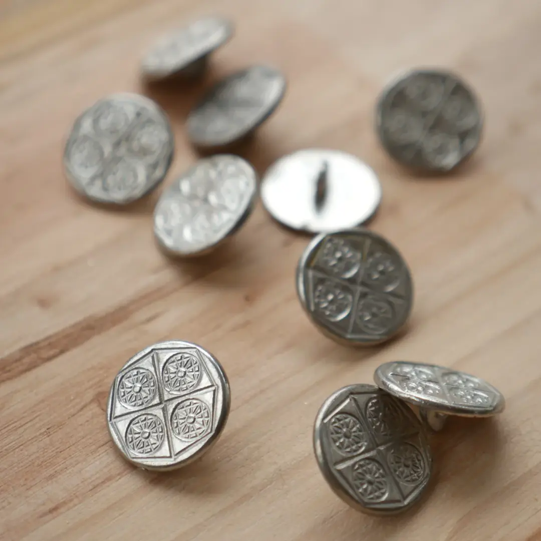 7/8" X-Hex Button