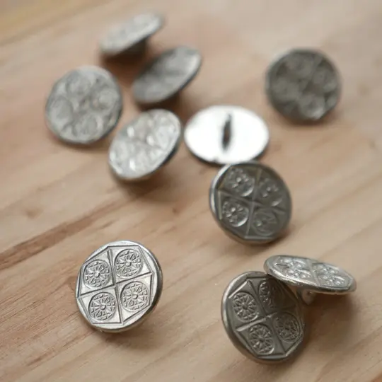 7/8" X-Hex Button