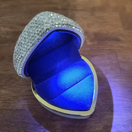 Heart LED Ring Box