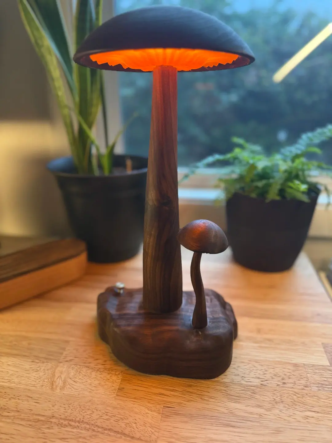 Walnut Mushroom Lamp
