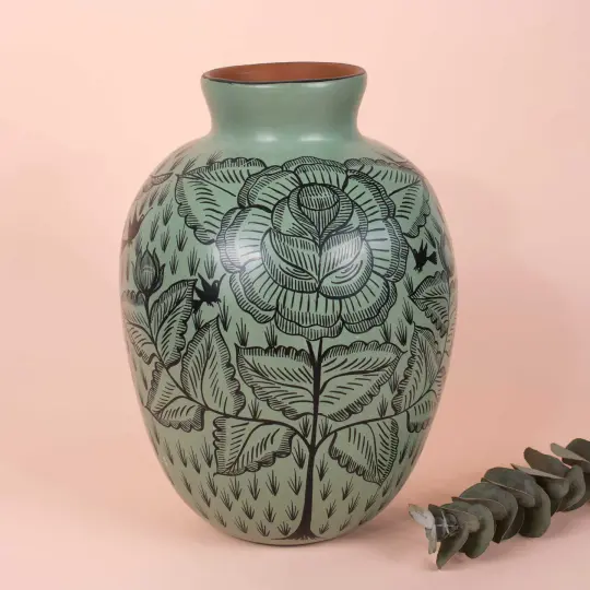 Huancito Large Oval Vase