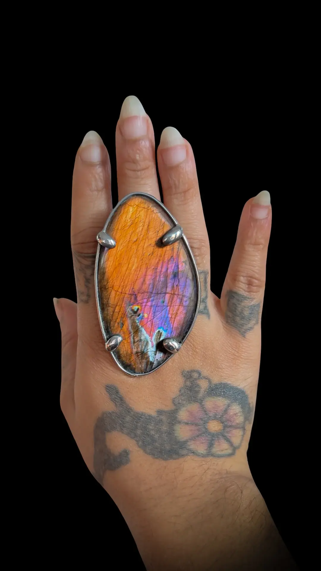 ÍGNEA | Labradorite Adjustable Ring