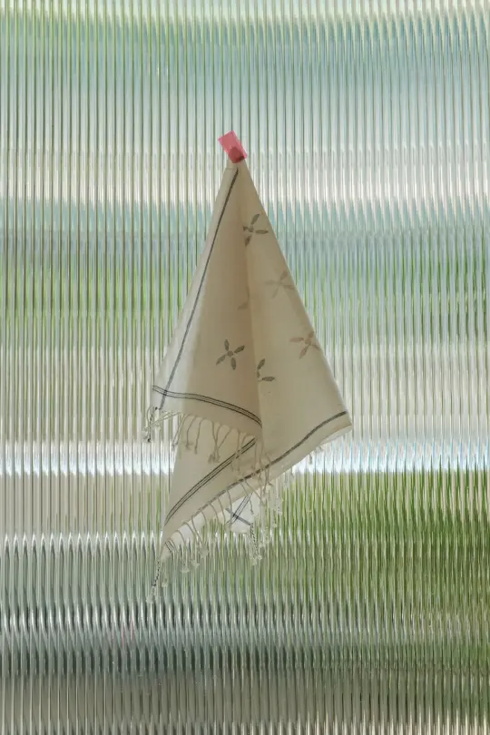 HAND TOWEL TWELVE
