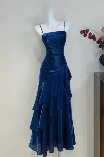 Elegant Navy Ruffled A-Line Spaghetti Straps Bodycon Maxi Prom Dress Evening Dress RS405