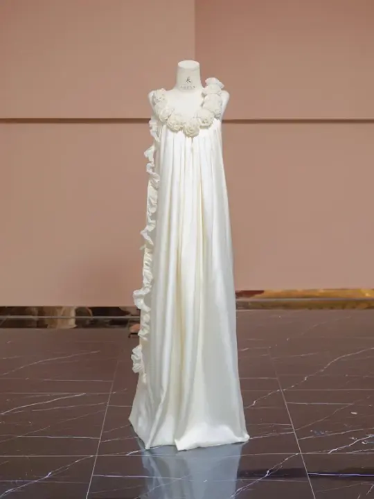 Off-white halter-neck straight long ball gown, bridal dress R8318