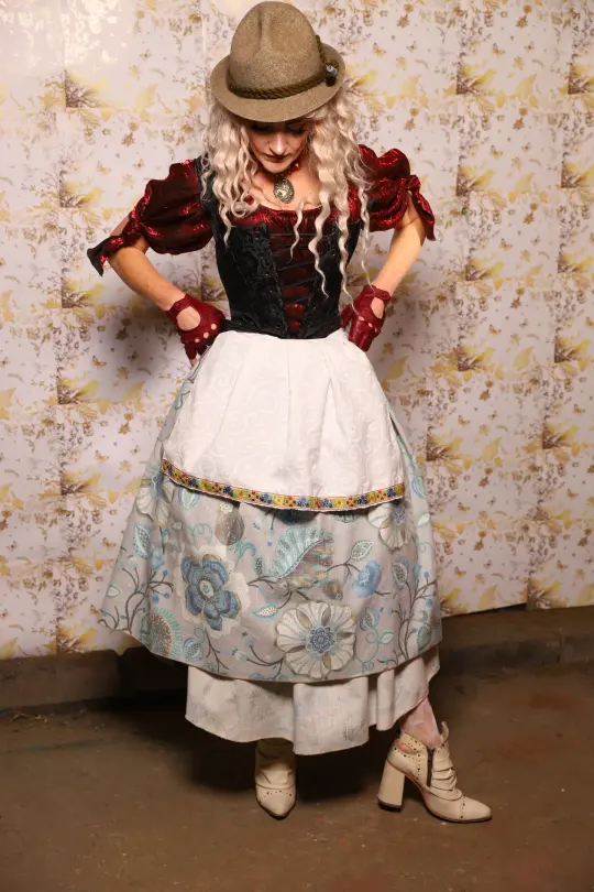 Hobbit Tulip Skirt + Apron ONLY in Morning Mist Floral - Oktoberfest Sets Collection