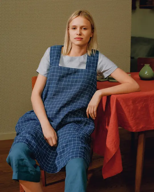 Full Cross Back Pinafore Linen Apron