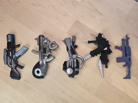 Lot of 5 Sci-Fi Rifle Guns Action Figure Accessories Loose Blasters