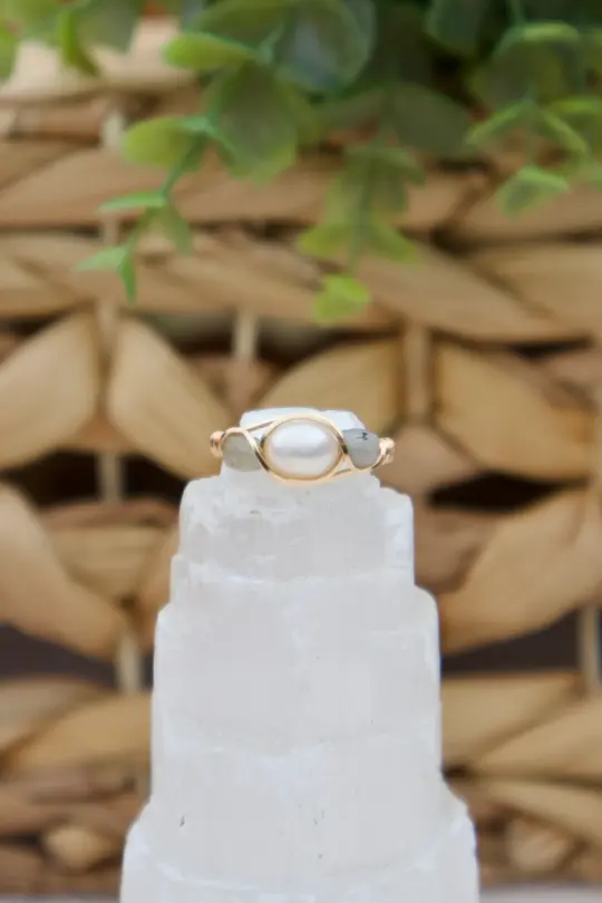 Labradorite Pearl Ring