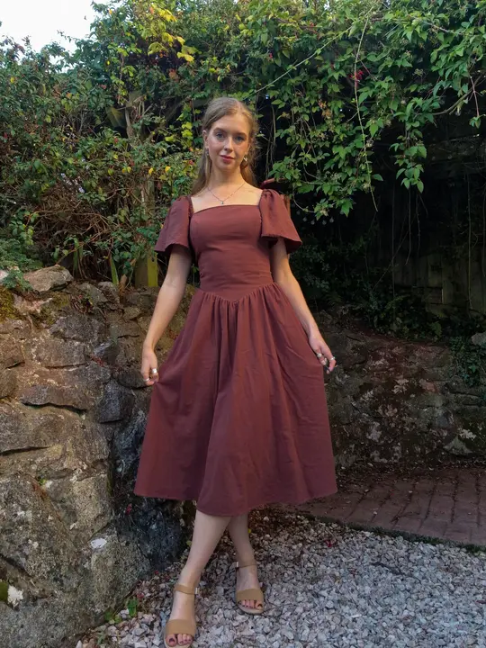 Fable Dress - Pointed waistband, butterfly sleeves, standard skirt
