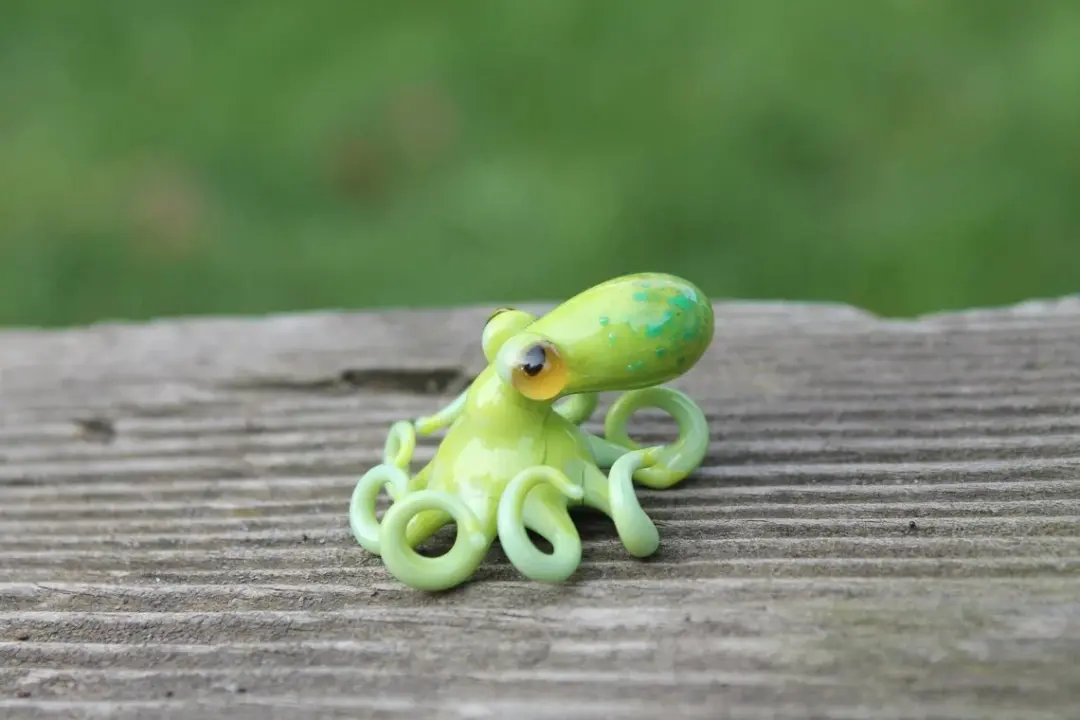 Green Blown Glass Octopus Figurine Handmade Miniature Sea Creature