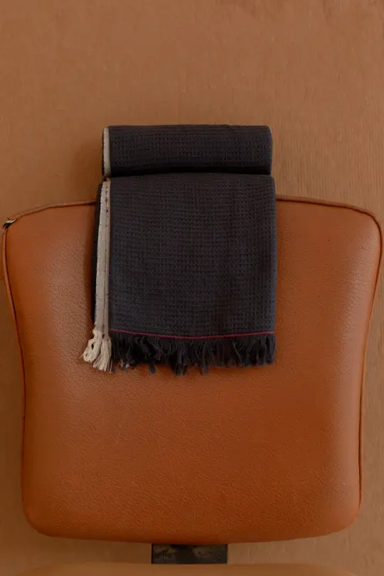 HANDWOVEN WAFFLE TOWEL - INDIGO CHARCOAL