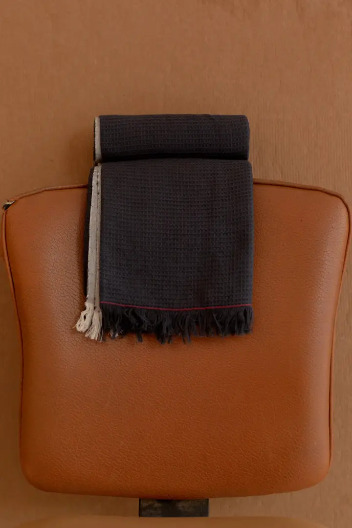 HANDWOVEN WAFFLE TOWEL - INDIGO CHARCOAL