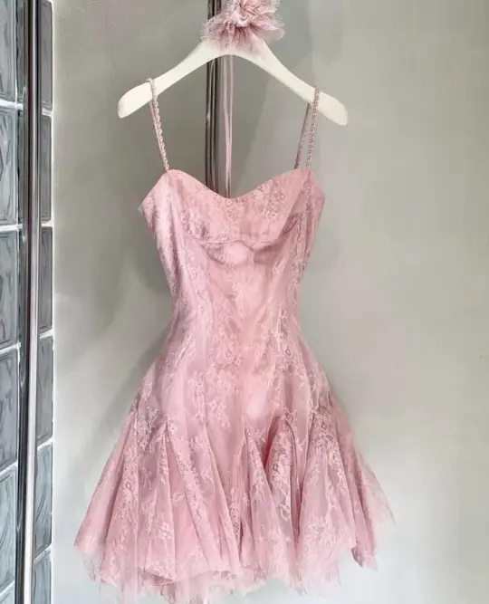 Charming Pink A-Line Spaghetti Straps Lace Embroidery Bodycon Mini Prom Dress Homecoming Dress RS563