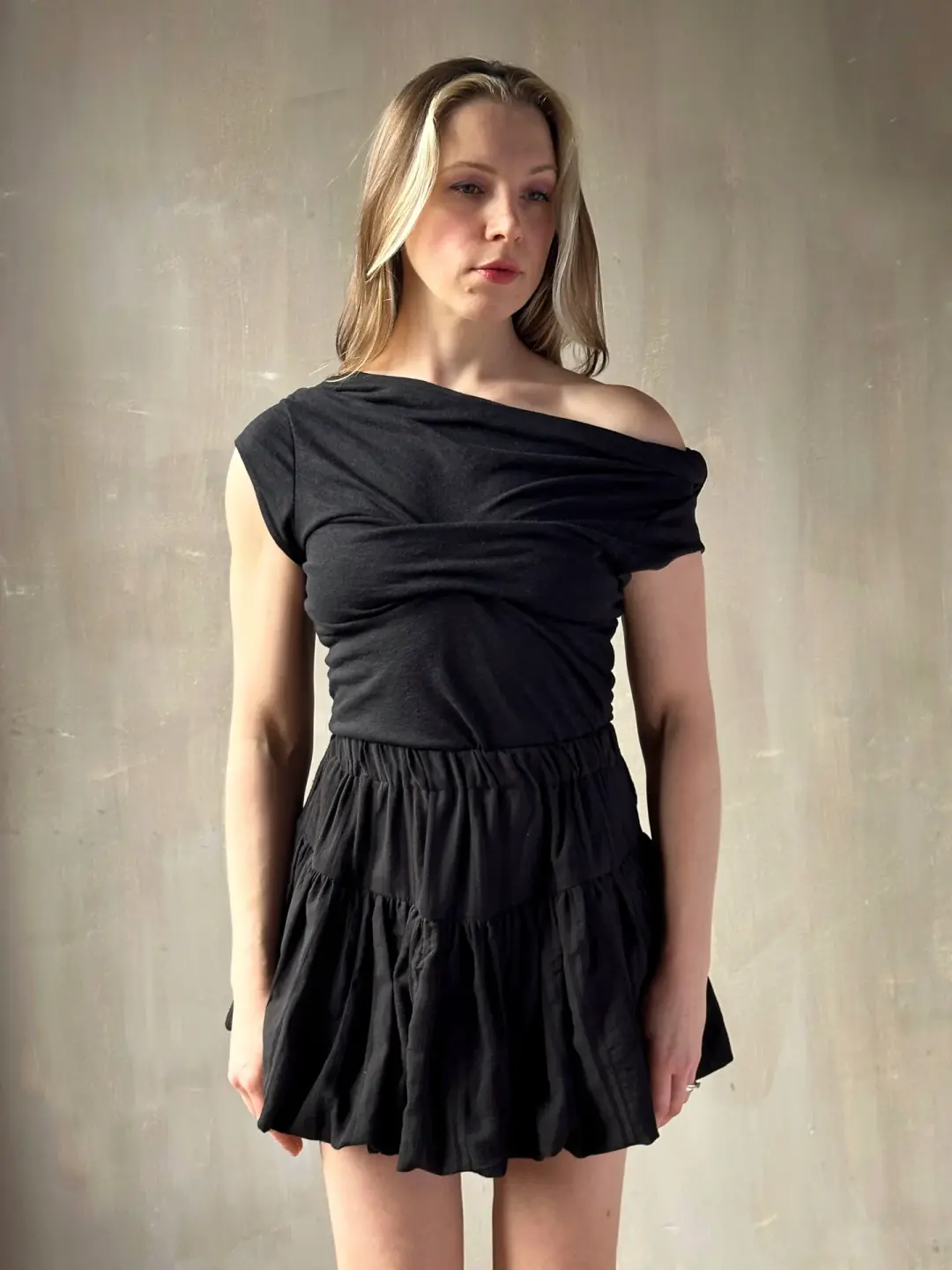 Spring '26: "Undulate" Reversible Top w/ Cap Sleeves in Black Linen Jersey (In Stock)