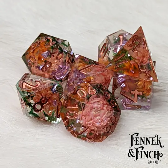 Sunny Garden Sharp Edge DnD Dice Set – 7-Piece with Real Flowers | Fennek & Finch