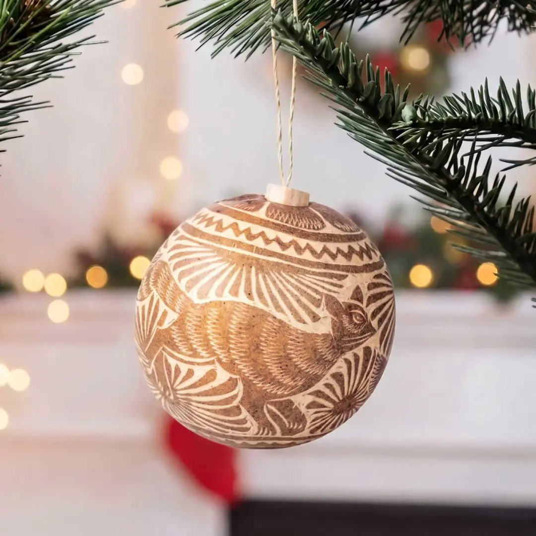 Jícara Natural Hand-Carved Round Christmas Ornament