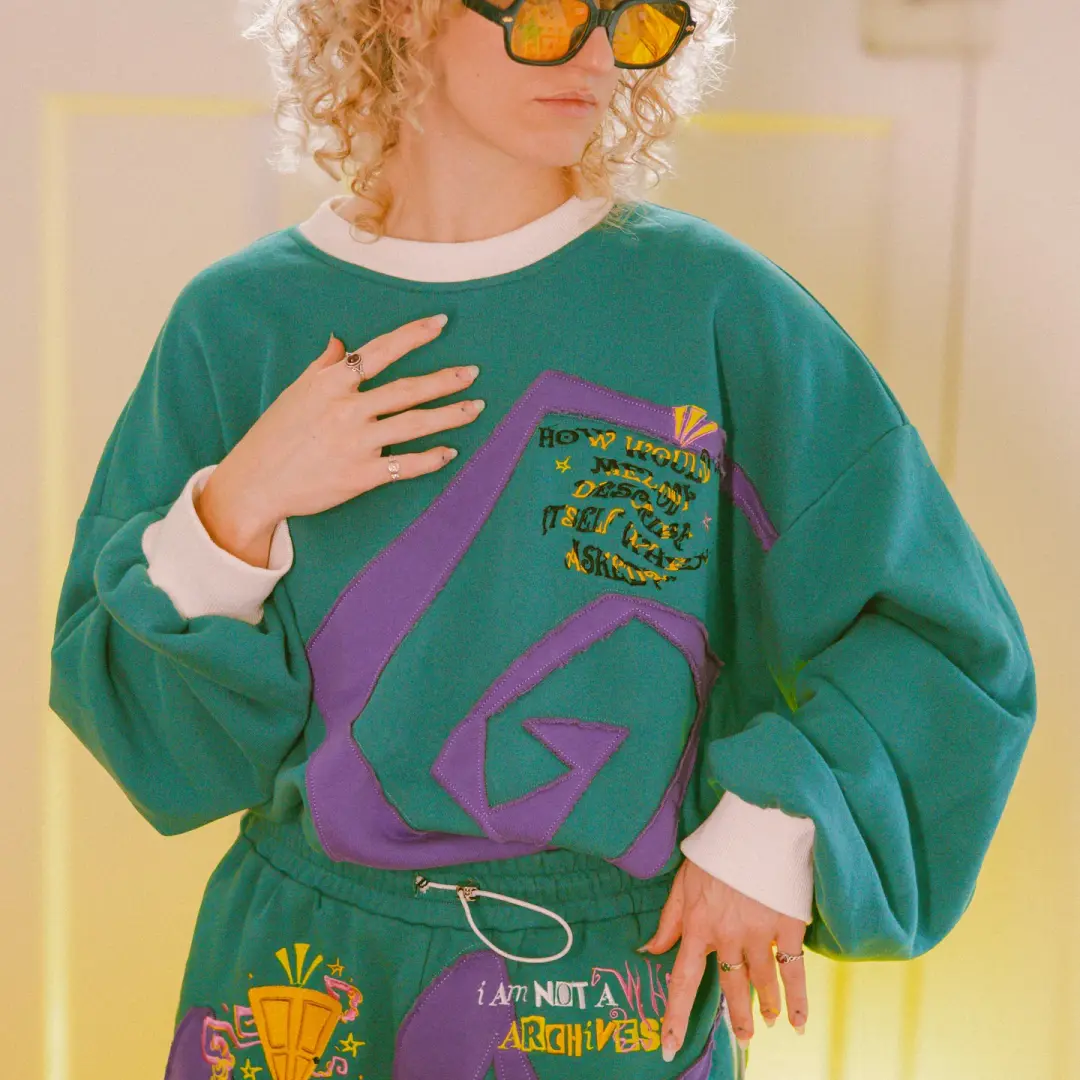 I'm Not a "Who" ✧ // Crewneck