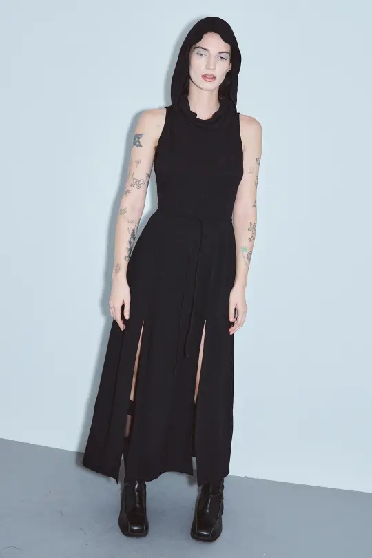 3 left - Dune Soft Linen Maxi Dress Black