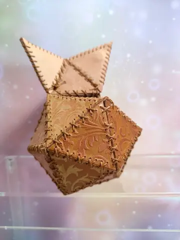 Gilded dice bag