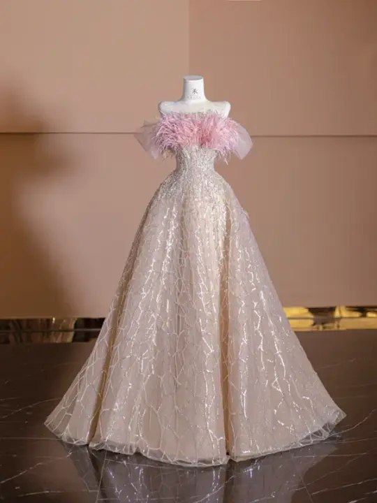 Light pink strapless neckline with feather design, light champagne-colored long ball gown, bridal dress R8366