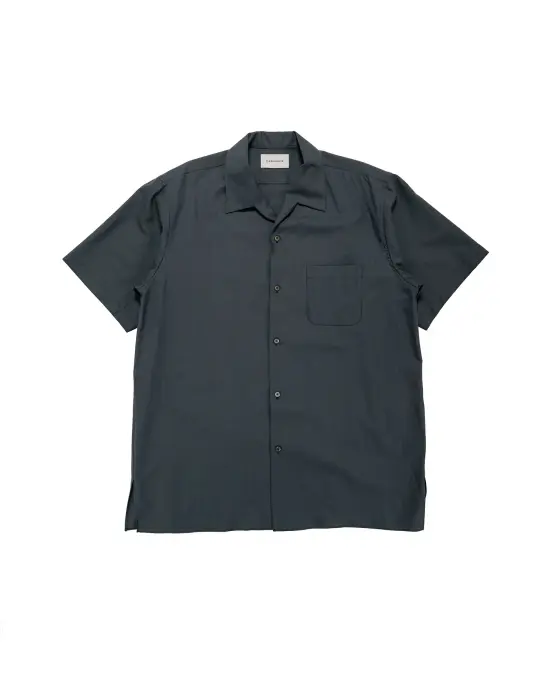 MARKAWARE Italian Open Collar S/S Shirt Organic Wool 2/80 Tropical Charcoal