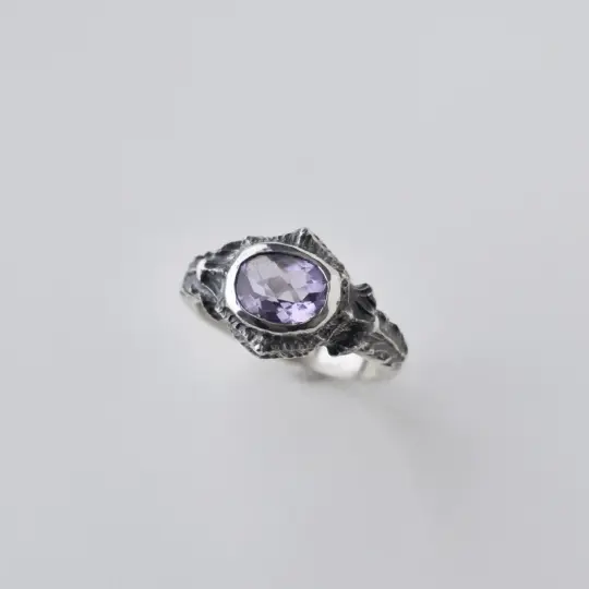 Reverie Ring // Checkerboard Amethyst (M 1/2)