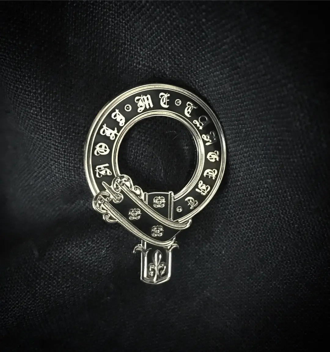 Noli Me Tangere Garter Enamel Pin