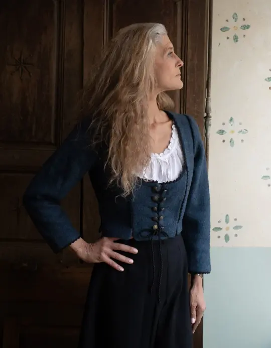 Veste corsetée 'Aneta' en laine bleu skandi