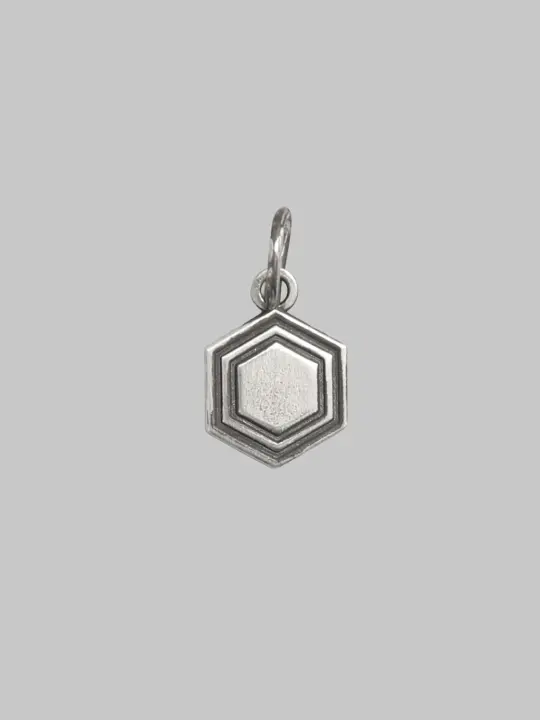 Kobashi "Kikkou" Hexagon Charm Medium Silver 925