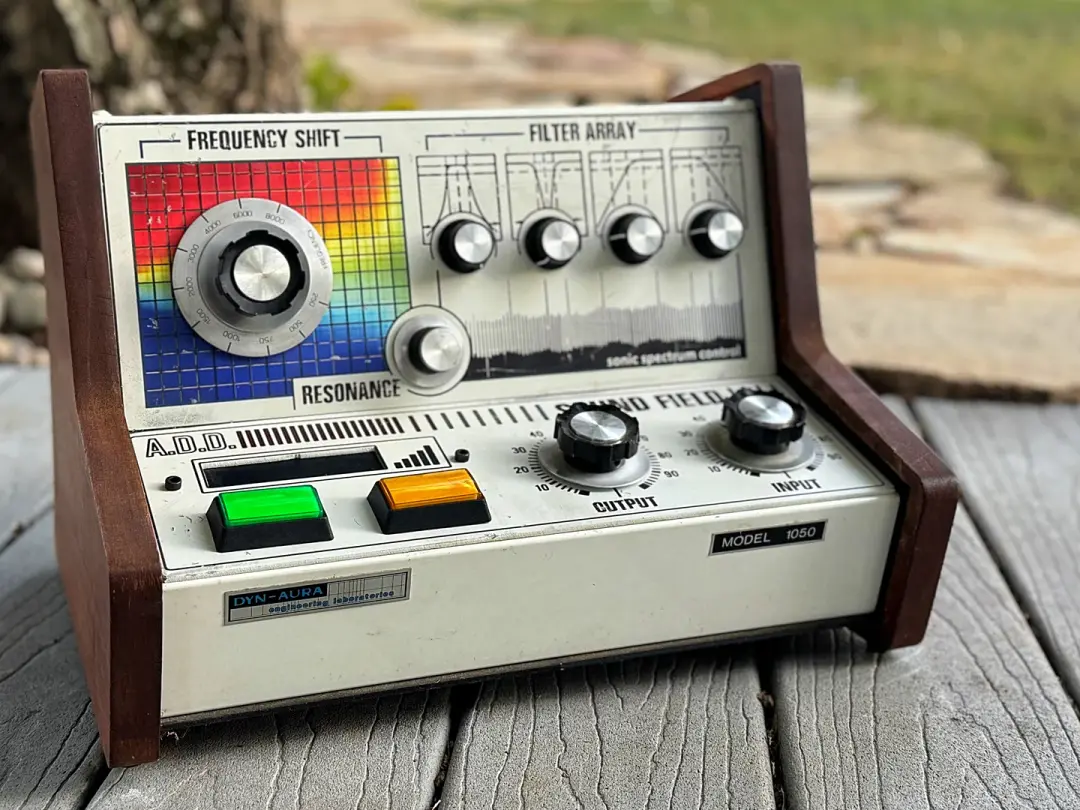 Functional Art Piece - 1/1 - Soundfield