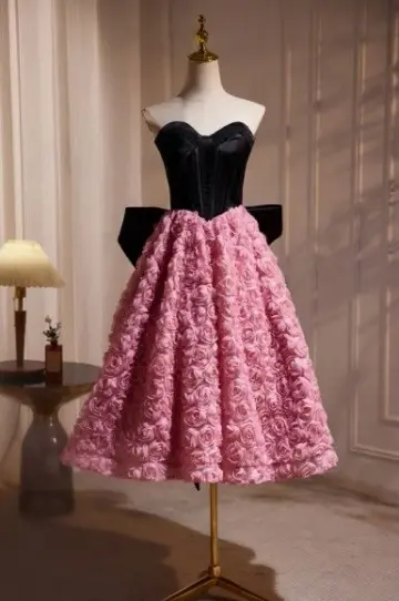 French Chic BlackPink A-line Strapless Flower-Hem Corset Mini Prom Dress Homecoming Dress RS490